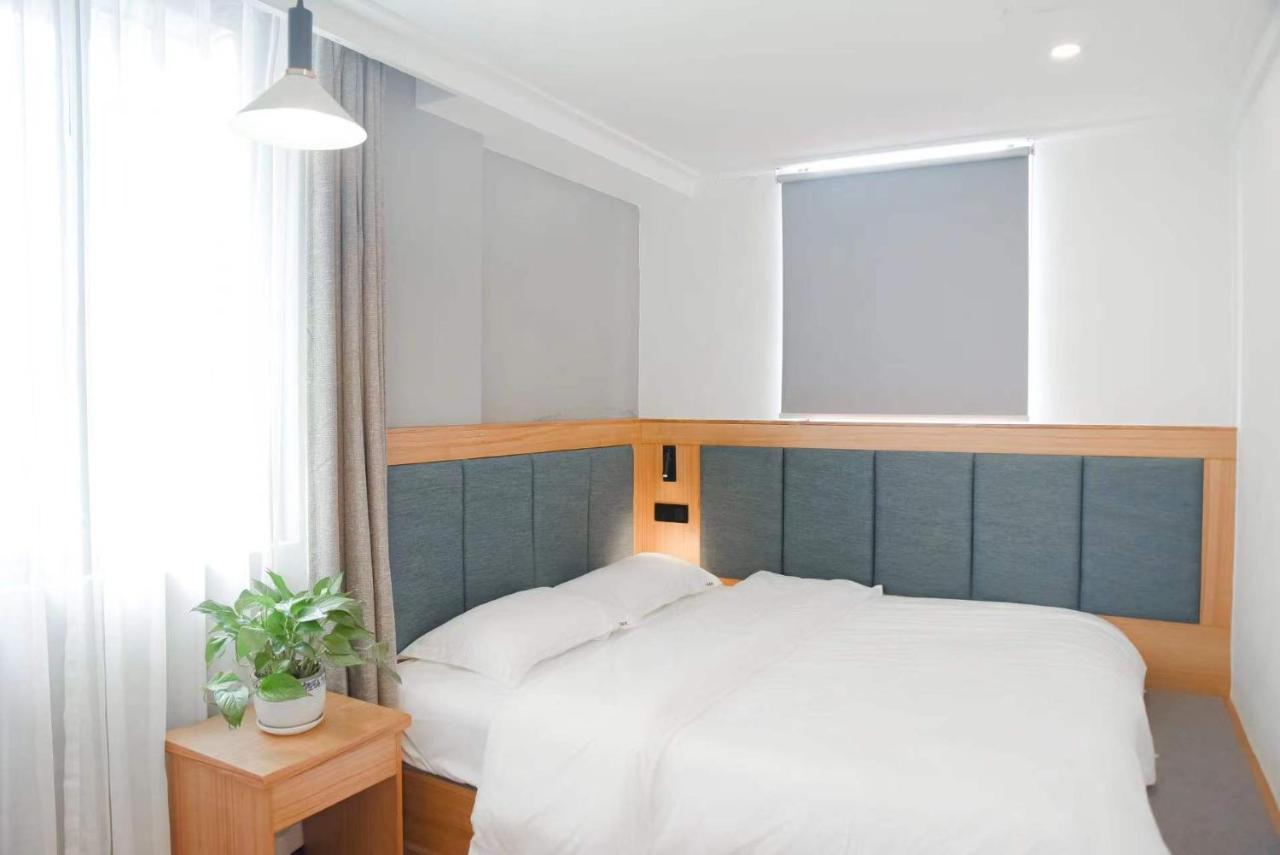 Travel Light Inn Guilin Bagian luar foto